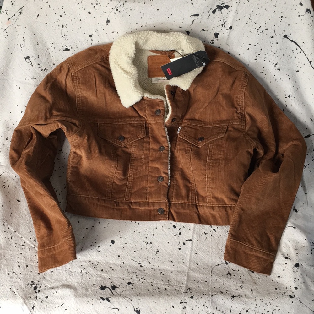 Levi’s corduroy Sherpa lined cropped jacket